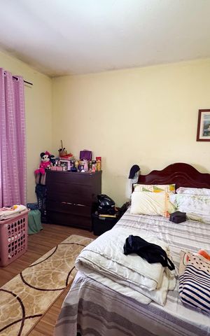 Casa à venda com 360m², 4 quartos e 5 vagas Casa à venda com 360m², 4 quartos e 5 vagasQuarto 5