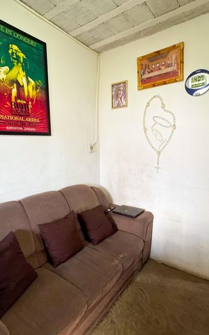 Casa à venda com 360m², 4 quartos e 5 vagas Casa à venda com 360m², 4 quartos e 5 vagasSala