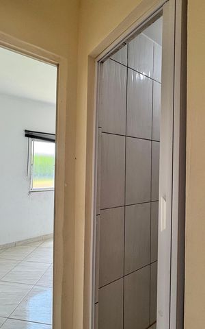 Casa à venda com 32m², 1 quarto e sem vagaCorredor
