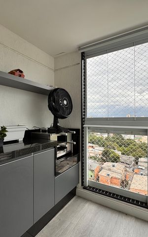 Apartamento à venda com 62m², 2 quartos e 1 vagaSacada da sala