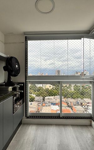 Apartamento à venda com 62m², 2 quartos e 1 vagaSacada da sala