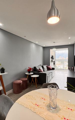 Apartamento à venda com 62m², 2 quartos e 1 vagaSala