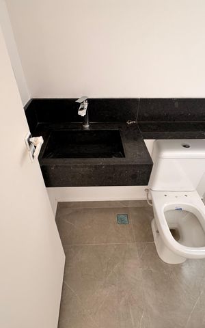 Apartamento à venda com 143m², 3 quartos e 2 vagasBanheiro Da suite