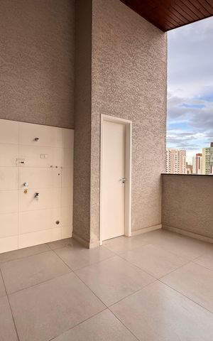 Apartamento à venda com 143m², 3 quartos e 2 vagasLavanderia
