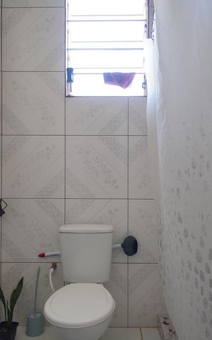 Casa para alugar com 38m², 2 quartos e 1 vaga Casa para alugar com 38m², 2 quartos e 1 vagaBanheiro
