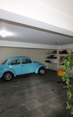 Casa à venda com 336m², 4 quartos e 3 vagasGaragem