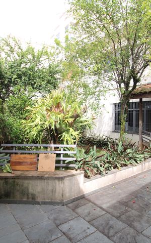 Casa à venda com 336m², 4 quartos e 3 vagasQuintal