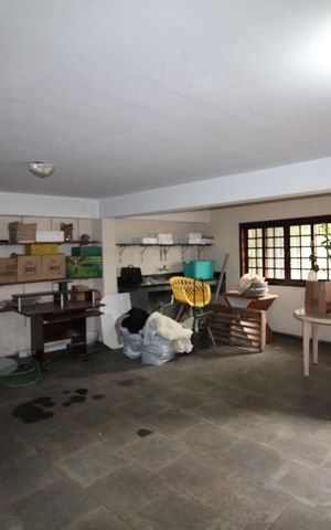 Casa à venda com 336m², 4 quartos e 3 vagasGaragem