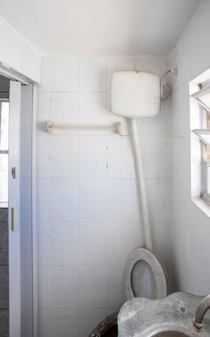 Casa para alugar com 72m², 2 quartos e sem vagaBanheiro