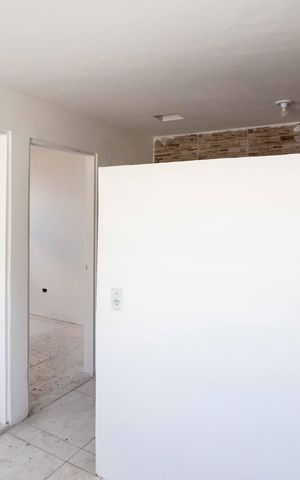 Casa para alugar com 72m², 2 quartos e sem vagaSala