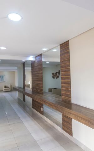 Apartamento à venda com 83m², 2 quartos e 2 vagasHall social