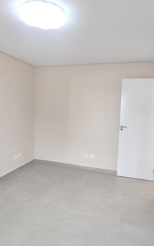 Casa para alugar com 220m², 4 quartos e 2 vagas Casa para alugar com 220m², 4 quartos e 2 vagasSuíte 1