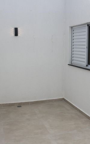 Casa para alugar com 220m², 4 quartos e 2 vagasJardim de inverno