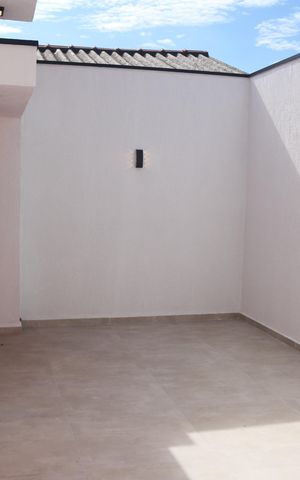 Casa para alugar com 220m², 4 quartos e 2 vagasQuintal