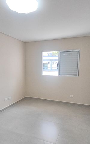 Casa para alugar com 220m², 4 quartos e 2 vagas Casa para alugar com 220m², 4 quartos e 2 vagasSuíte 1