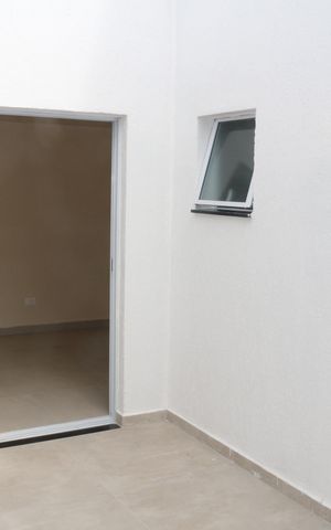 Casa para alugar com 220m², 4 quartos e 2 vagasJardim de inverno