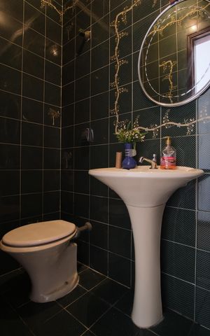 Casa à venda com 200m², 4 quartos e 2 vagasLavabo
