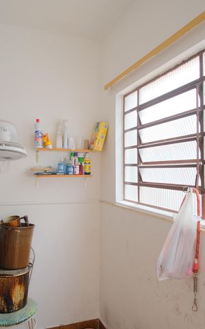 Casa à venda com 200m², 4 quartos e 2 vagasQuarto de Serviço