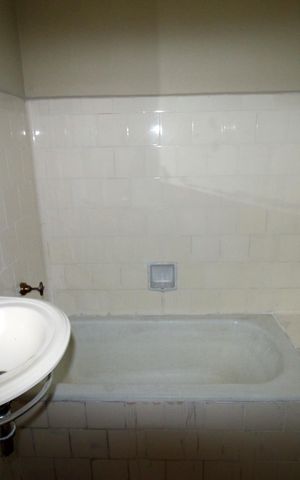 Apartamento para alugar com 54m², 2 quartos e sem vagaBanheiro