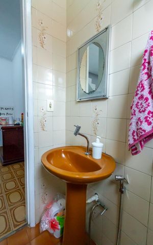 Casa à venda com 236m², 3 quartos e 3 vagas Casa à venda com 236m², 3 quartos e 3 vagasLavabo Casa 2