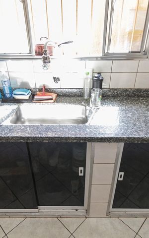 Casa à venda com 160m², 2 quartos e 1 vaga Casa à venda com 160m², 2 quartos e 1 vagaCozinha