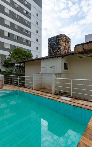 Casa à venda com 282m², 4 quartos e 3 vagas Casa à venda com 282m², 4 quartos e 3 vagasPiscina