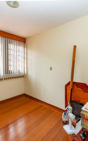 Casa à venda com 282m², 4 quartos e 3 vagasQuarto 4