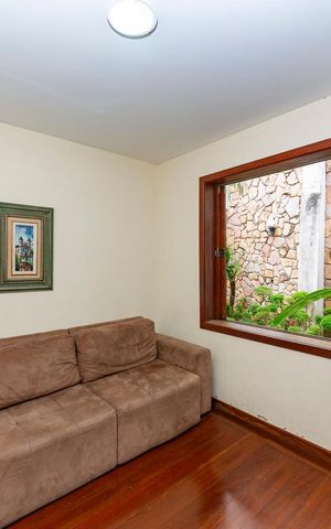 Casa à venda com 282m², 4 quartos e 3 vagasSala 2