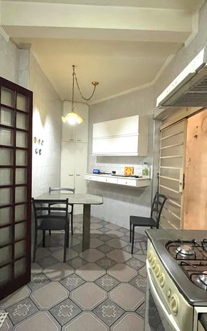 Casa à venda com 143m², 2 quartos e 1 vaga Casa à venda com 143m², 2 quartos e 1 vagaCozinha