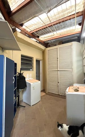 Casa à venda com 143m², 2 quartos e 1 vaga Casa à venda com 143m², 2 quartos e 1 vagaÁrea de Serviço