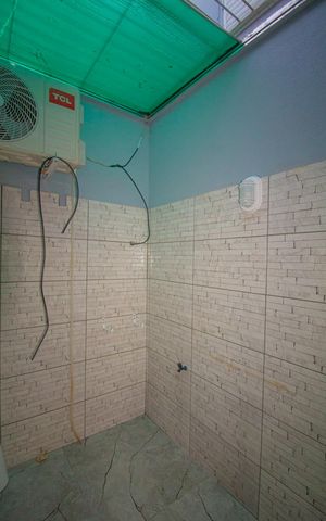 Casa à venda com 80m², 2 quartos e 2 vagas Casa à venda com 80m², 2 quartos e 2 vagasvaranda do Quarto 1