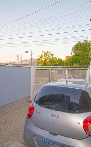 Casa à venda com 80m², 2 quartos e 2 vagas Casa à venda com 80m², 2 quartos e 2 vagasGaragem