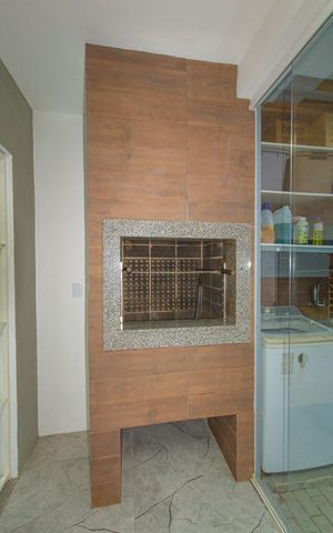 Casa à venda com 80m², 2 quartos e 2 vagas Casa à venda com 80m², 2 quartos e 2 vagasChurrasqueira