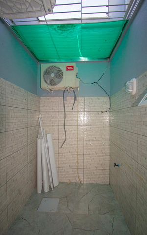 Casa à venda com 80m², 2 quartos e 2 vagas Casa à venda com 80m², 2 quartos e 2 vagasvaranda do Quarto 1