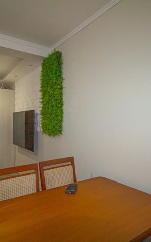 Casa à venda com 80m², 2 quartos e 2 vagas Casa à venda com 80m², 2 quartos e 2 vagasSala