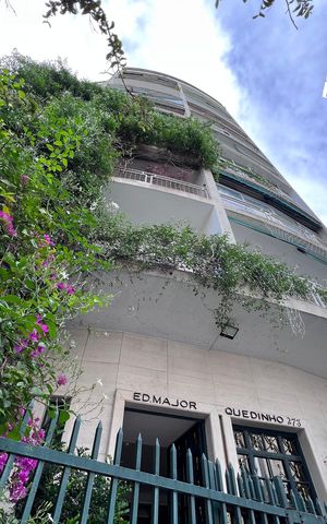 Apartamento à venda com 146m², 3 quartos e sem vaga Apartamento à venda com 146m², 3 quartos e sem vagaFachada