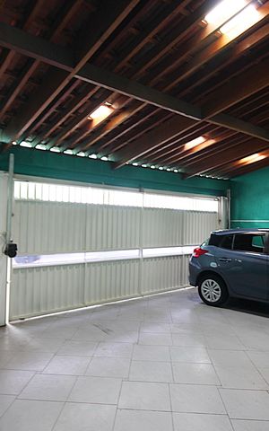 Casa à venda com 302m², 4 quartos e 3 vagasGaragem