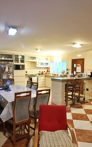 Casa à venda com 302m², 4 quartos e 3 vagasSala/Cozinha