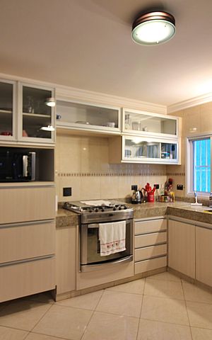 Casa à venda com 302m², 4 quartos e 3 vagasSala/Cozinha