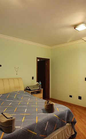 Casa à venda com 302m², 4 quartos e 3 vagasQuarto 2 - Suíte