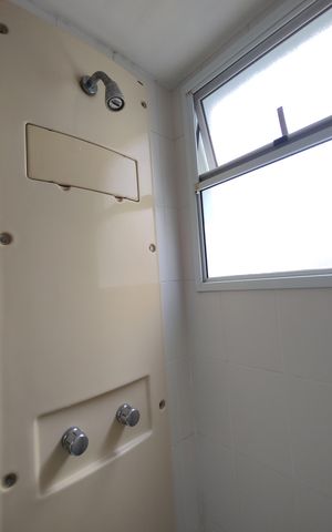 Apartamento à venda com 77m², 2 quartos e 1 vagaBanheiro da Suíte 2