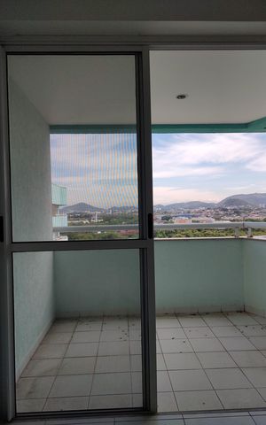 Apartamento à venda com 77m², 2 quartos e 1 vagaVaranda 