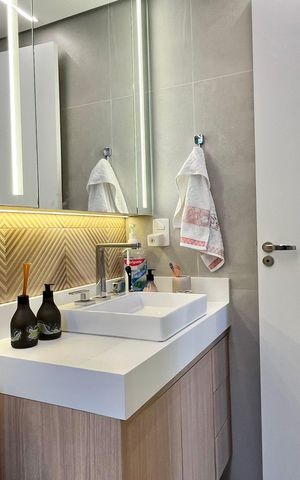 Apartamento à venda com 57m², 2 quartos e 1 vaga Apartamento à venda com 57m², 2 quartos e 1 vagaBanheiro da Suíte
