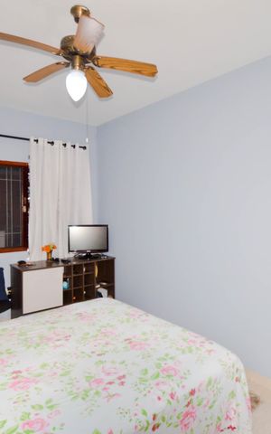 Casa à venda com 220m², 3 quartos e 2 vagasQuarto 2