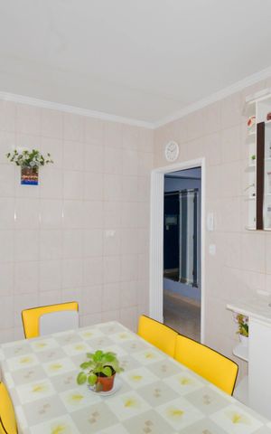 Casa à venda com 220m², 3 quartos e 2 vagasCozinha