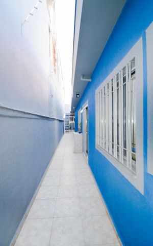 Casa à venda com 220m², 3 quartos e 2 vagasCorredor Lateral