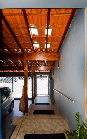 Casa à venda com 220m², 3 quartos e 2 vagasEntrada Social