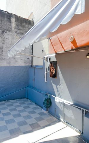 Casa à venda com 220m², 3 quartos e 2 vagasTerraço