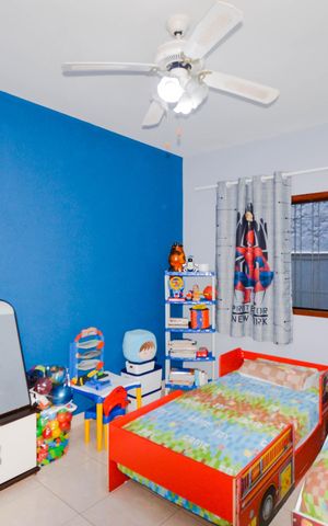 Casa à venda com 220m², 3 quartos e 2 vagasQuarto 1
