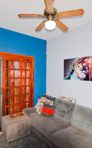 Casa à venda com 220m², 3 quartos e 2 vagasQuarto 3